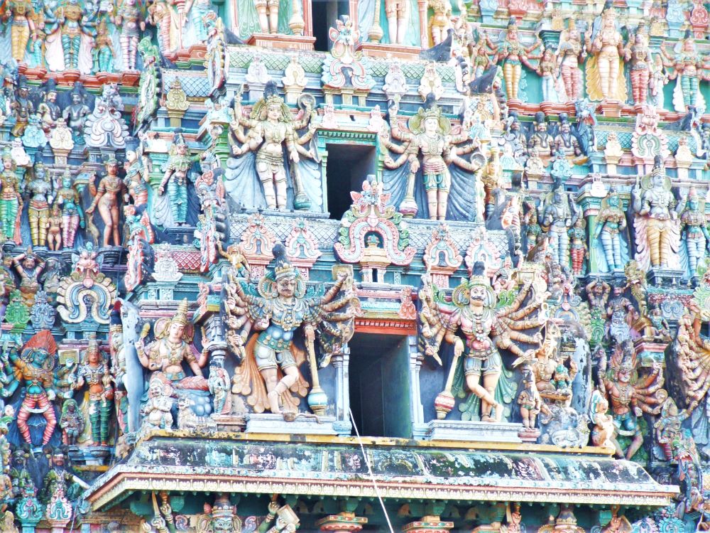 ヒンドゥー教寺院の神像