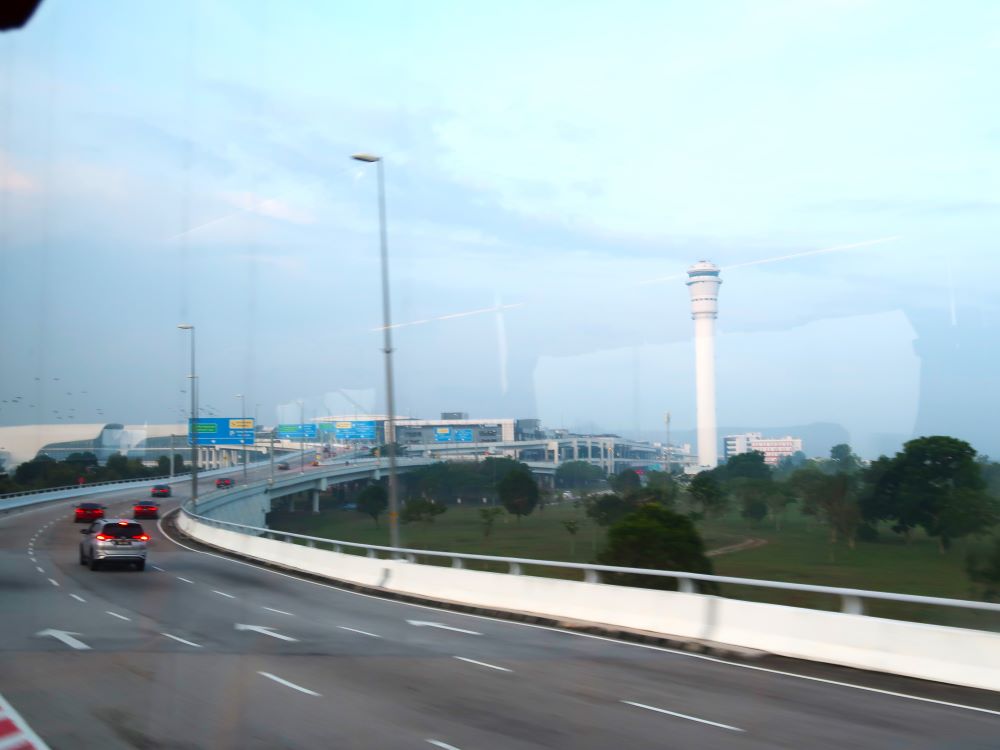 空港1