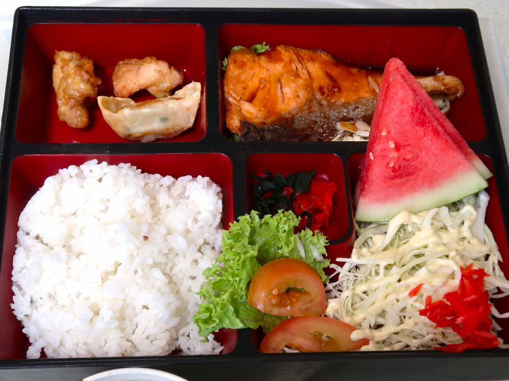 実食８