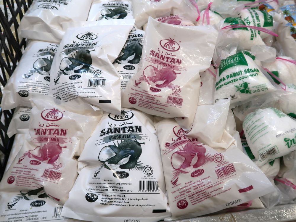 ココナッツミルク４