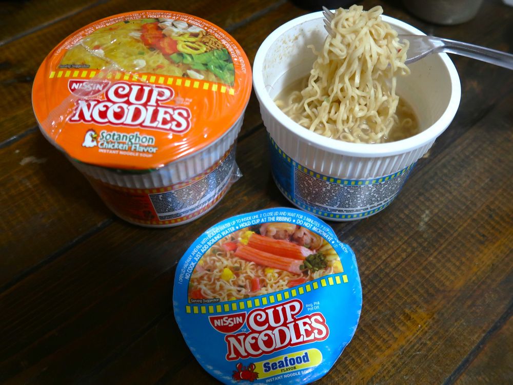 カップヌードル1