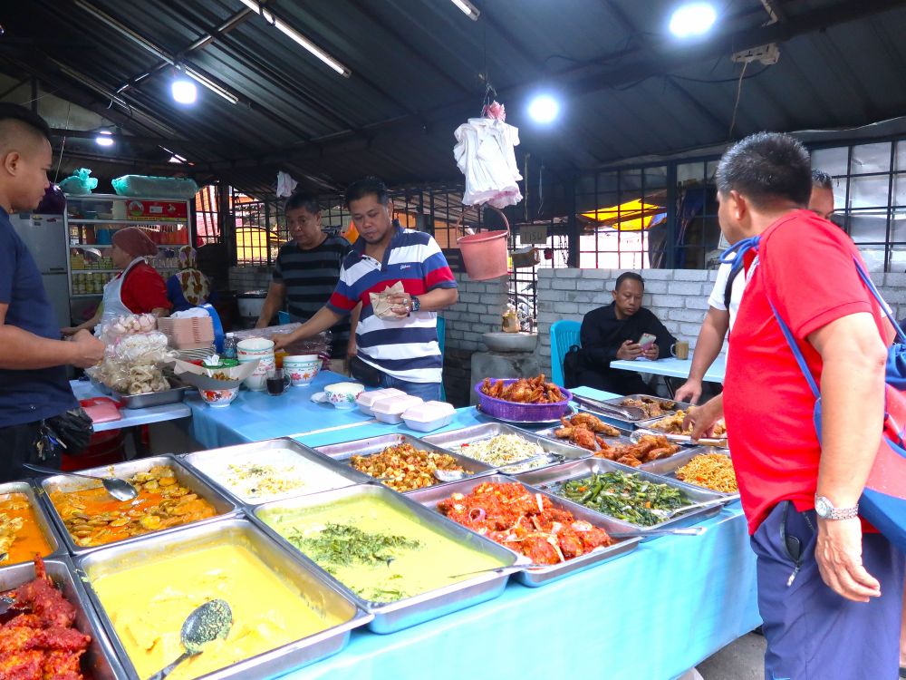 ナシ・チャンプルー