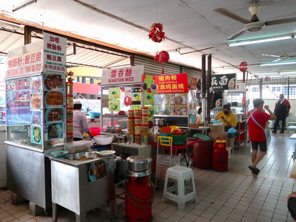 フードコート９