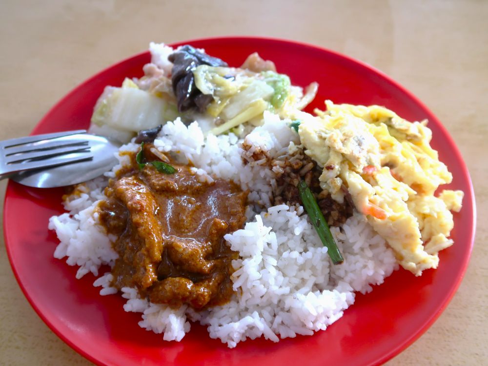 フードコート８