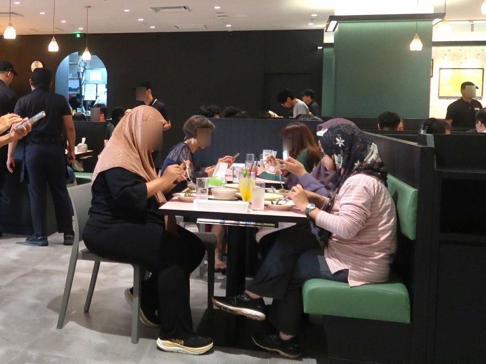 店内2