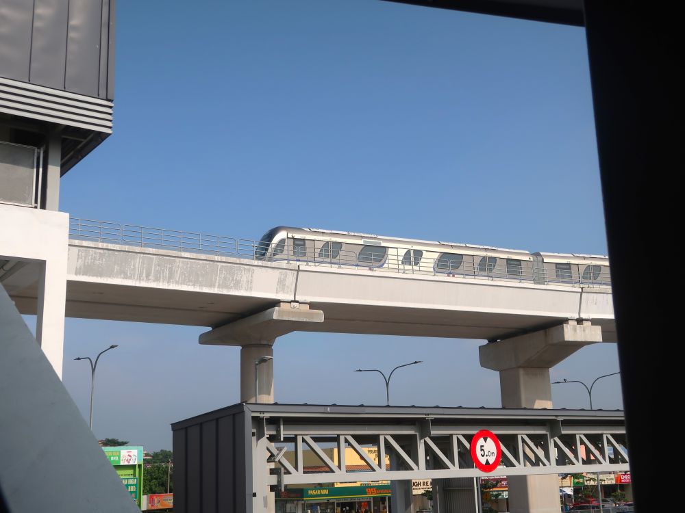 高架3
