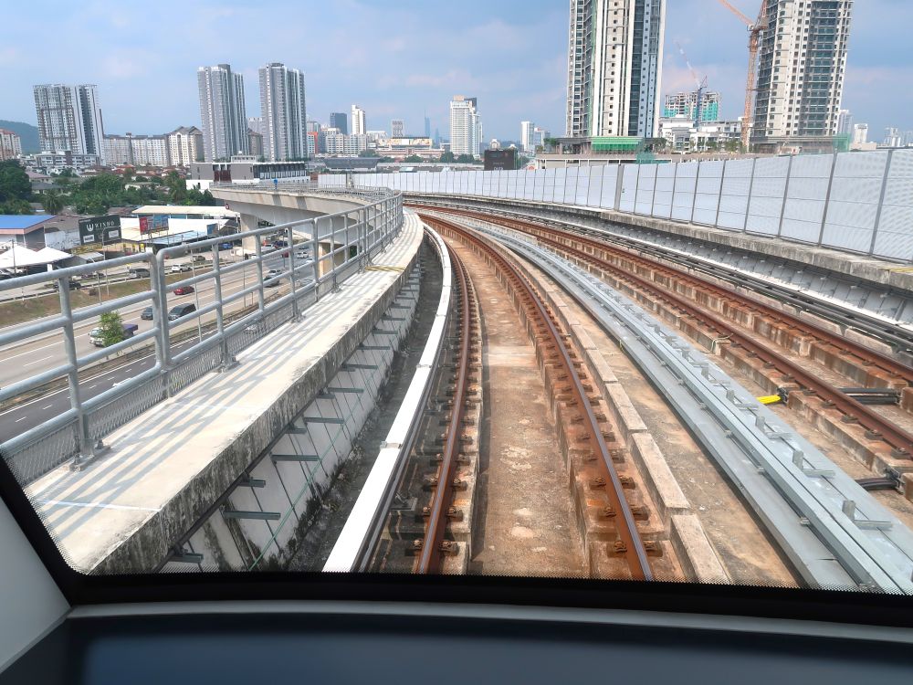 列車4