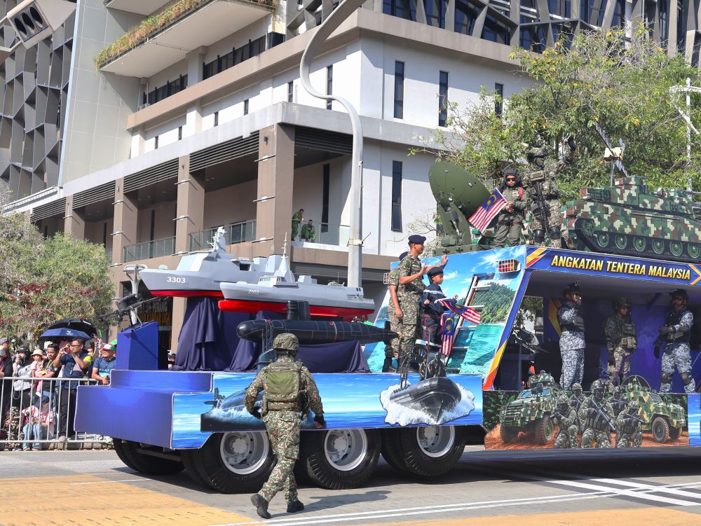 模型